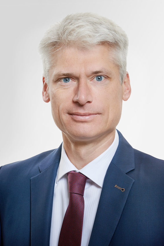 Dr. Elias Hofstetter